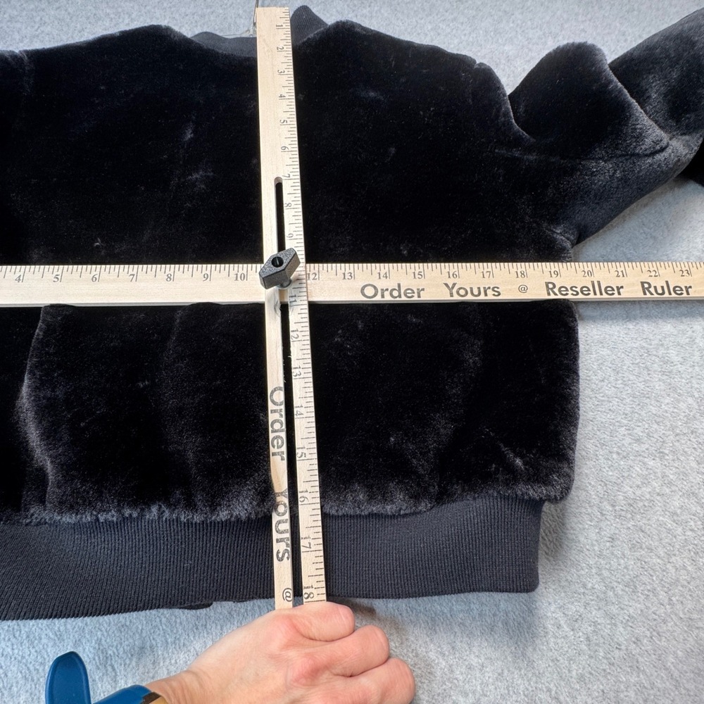 Seek The Label Faux Fur Bomber Jacket XS Black Cropped Ring Pull Zip Up - Picture 8 of 8